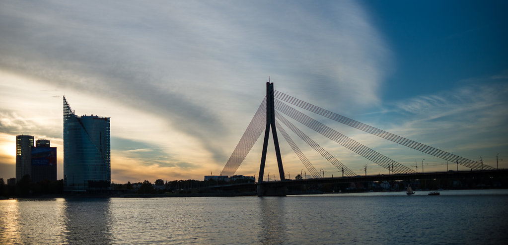 Vanšu Bridge, Riga