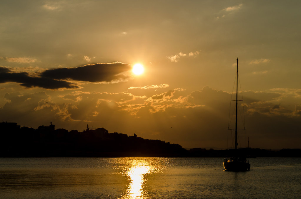 Sunset charm