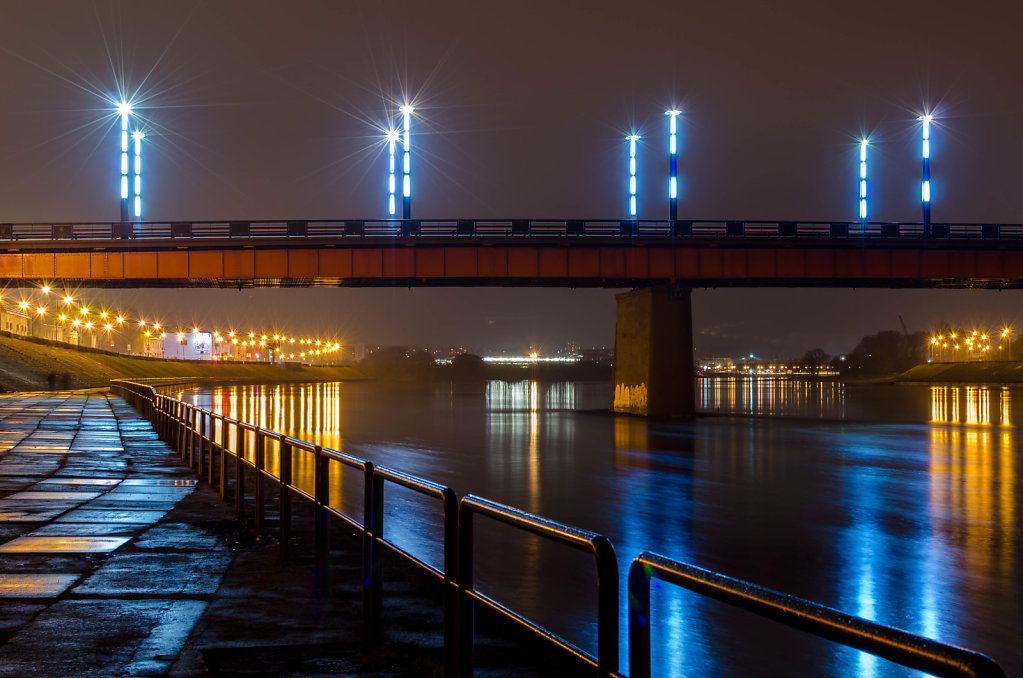 Bridge lights